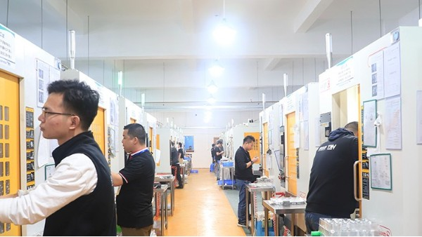 零件CNC加工定制的质量控制与检测有哪些关键步骤？