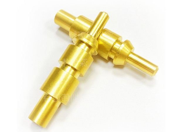 通电连接器镀金顶针走心机加工