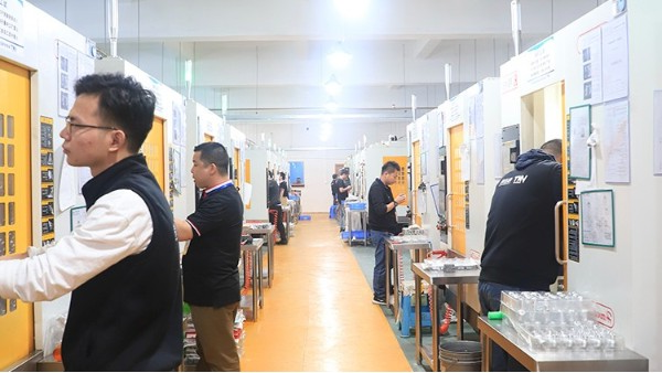 cnc加工服务的价格是否受到人工工资水平的影响？