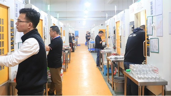 CNC加工中如何使用刀具长度补偿-深圳伟迈特