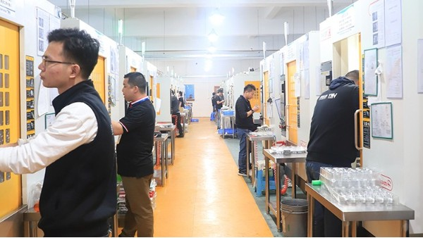 定制cnc加工零件工厂为何问产品用途-伟迈特