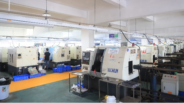 对焦镜头铝合金外壳cnc加工定制流程-深圳伟迈特