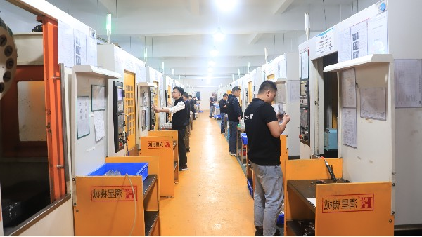 零件cnc加工行业的创新经营策略-深圳伟迈特