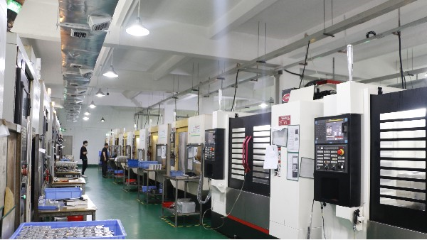 铝件CNC加工的关键因素和质量控制策略