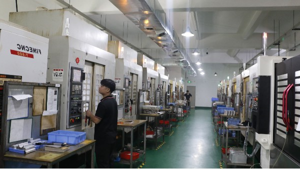加工盒子类cnc精密零件的关键方法与技术