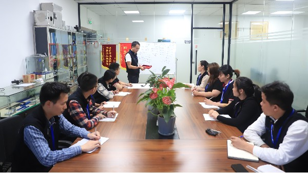CNC精密零件加工如何提高生产效率-深圳伟迈特
