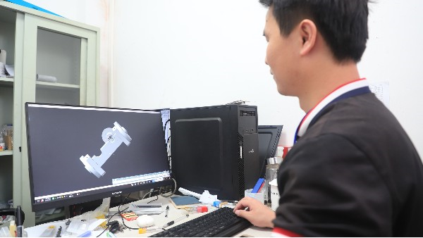 CNC加工的CAD图纸如何制作-深圳伟迈特