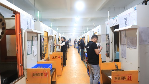 控制铝合金cnc加工氧化表面的颜色和光泽度的方法