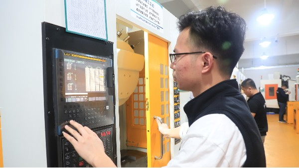 CNC加工铝件切削参数的计算方法及优化技巧-深圳伟迈特